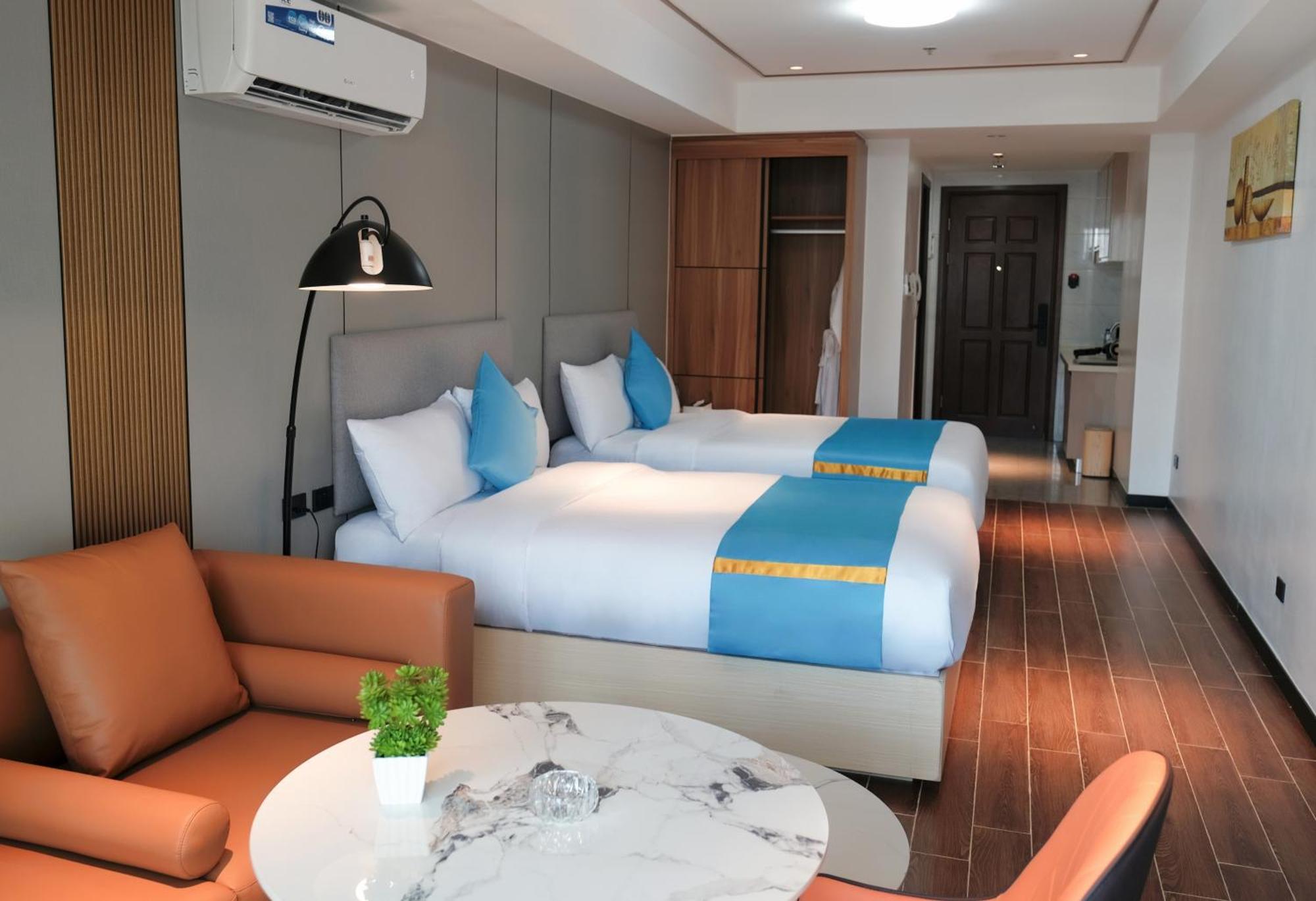 Golden Seagulls Hotel Paranaque City Экстерьер фото